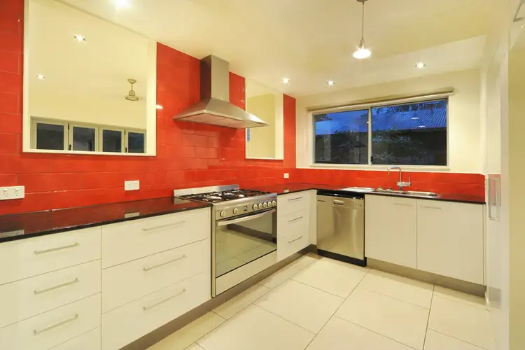 Second view of Homely house listing, 2/31 Sunset Drive, Jubilee Pocket QLD 4802