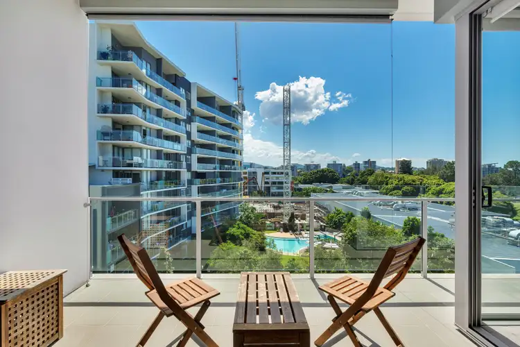 10511/321 Montague Rd, West End QLD 4101
