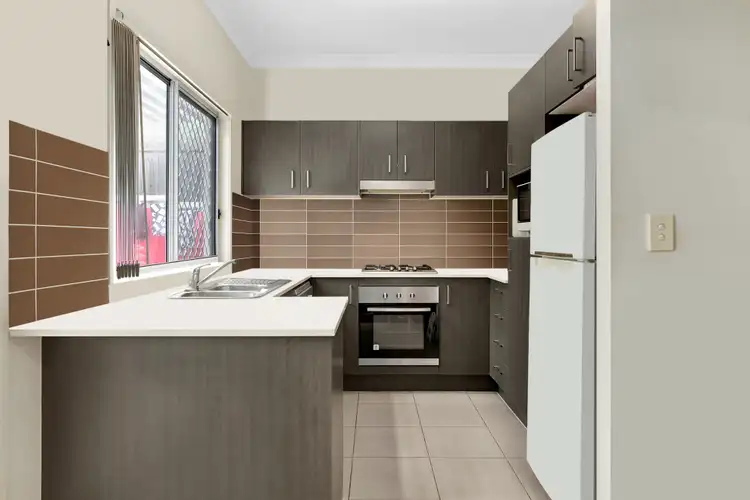 Sixth view of Homely townhouse listing, 4/90 Jutland Street, Oxley QLD 4075