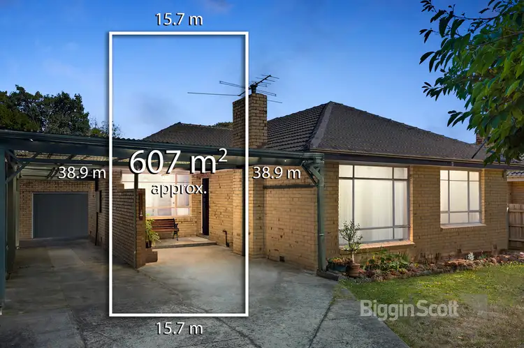 18 Hampshire Road, Forest Hill VIC 3131