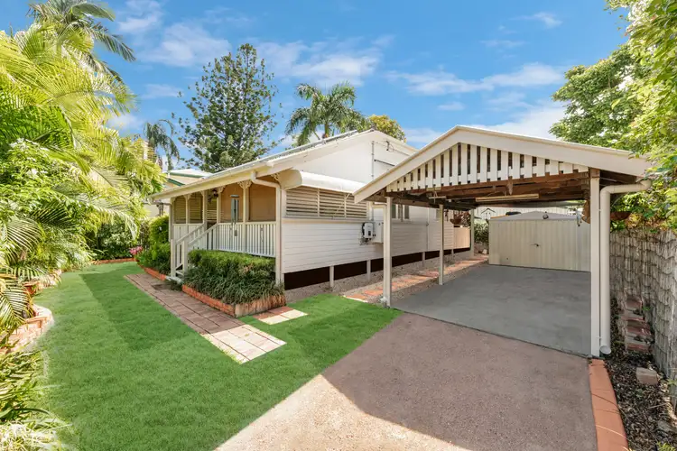 18 Cummins Street, Hyde Park QLD 4812