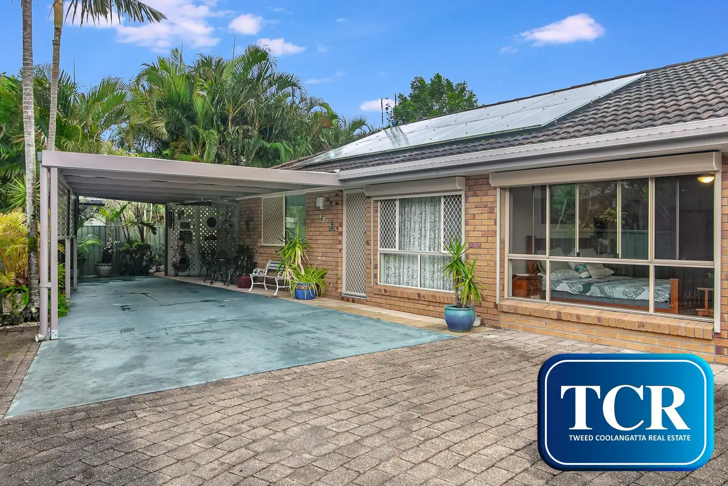 Main view of Homely semi-detached listing, 2/19 Bambaroo Crescent, Tweed Heads NSW 2485