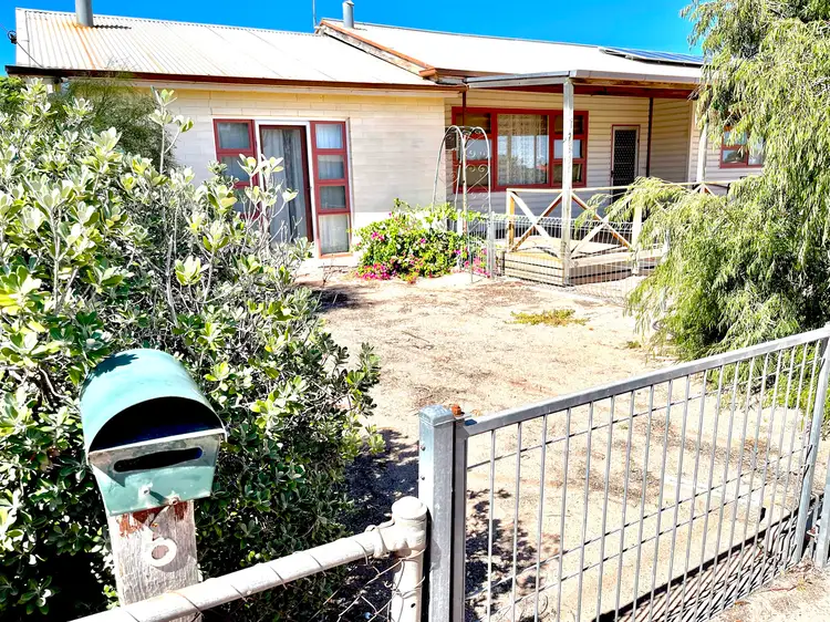 6 Tonkin Street, Ceduna SA 5690