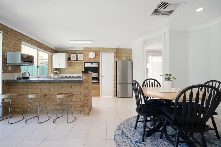 4/14 Crossland Way, Kardinya WA 6163