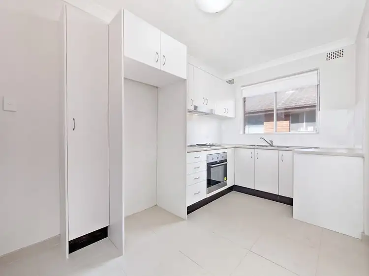 8/63 Denman Avenue, Wiley Park NSW 2195