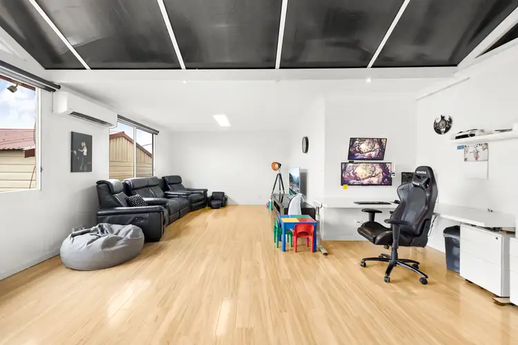 Fifth view of Homely house listing, 19 O'Neile Crescent, Lurnea NSW 2170