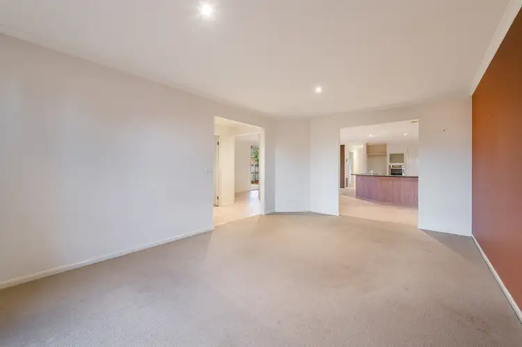 Sixth view of Homely house listing, 4 Flametree Circuit, Cranbourne VIC 3977