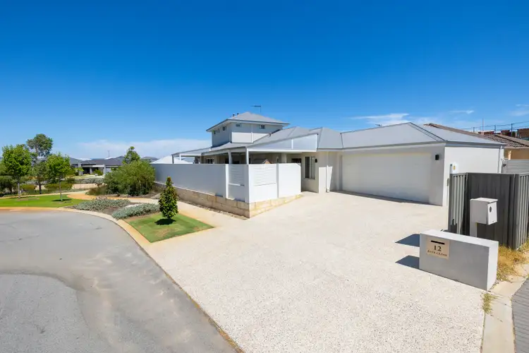 12 Bate Close, Piara Waters WA 6112