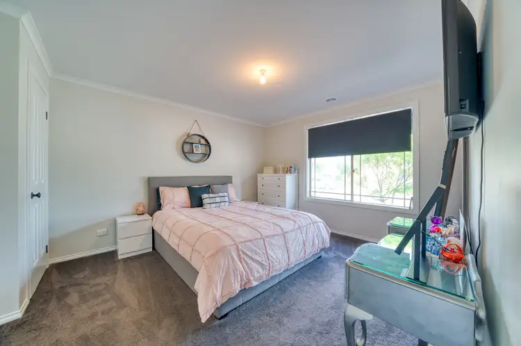 Fifth view of Homely house listing, 4 Tyndall Street, Cranbourne East VIC 3977