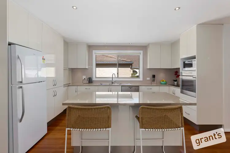 Second view of Homely house listing, 7 Caledonia Court, Berwick VIC 3806