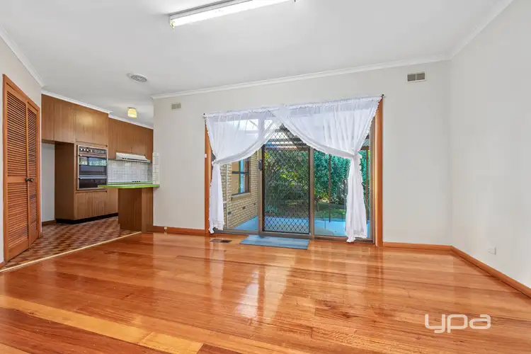 Third view of Homely house listing, 6 Cassia Court, St Albans VIC 3021
