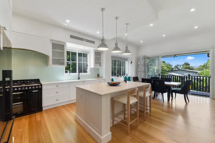 21 Chuter Street, Stafford Heights QLD 4053