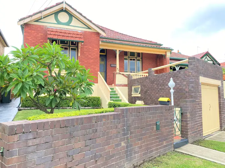 42 DunStaffenage St, Hurlstone Park NSW 2193