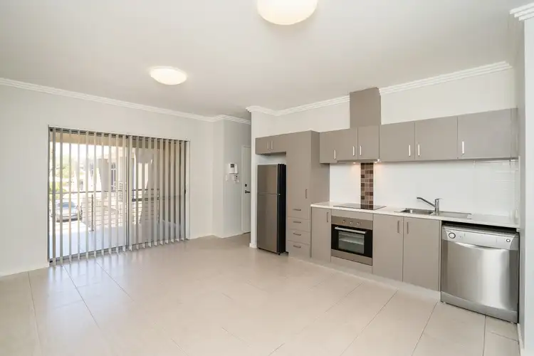 6/33 Plantagenet Crescent, Hamilton Hill WA 6163
