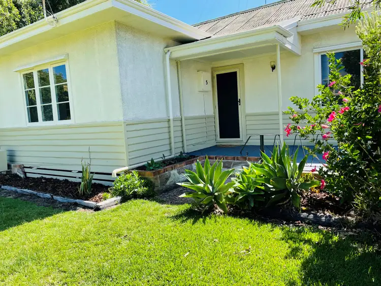 5 Lowe Street, Carey Park WA 6230