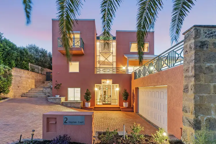2 Hayman Court, Coogee WA 6166