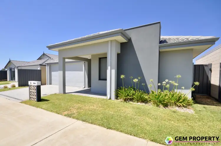 Second view of Homely house listing, 28 Parkville Boulevard, Baldivis WA 6171