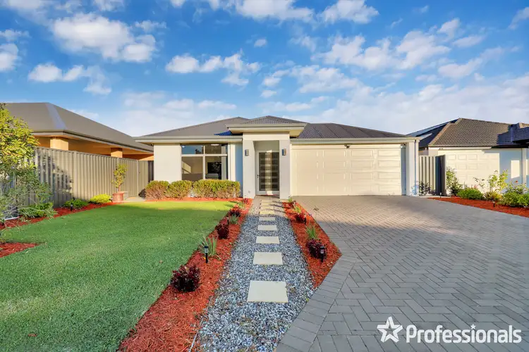 11 Everlasting Avenue, Piara Waters WA 6112
