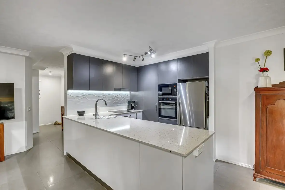 Main view of Homely apartment listing, 2/37 Chelsea Avenue, Broadbeach QLD 4218