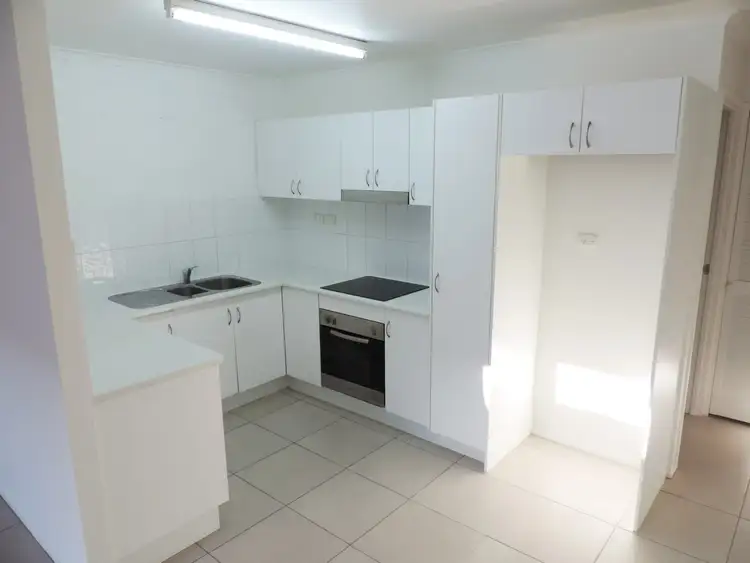 Third view of Homely unit listing, 2/132 Queens Road, Hermit Park QLD 4812