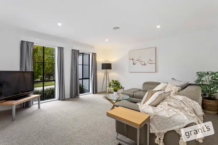 Third view of Homely house listing, 8 Douglas Court, Narre Warren North VIC 3804