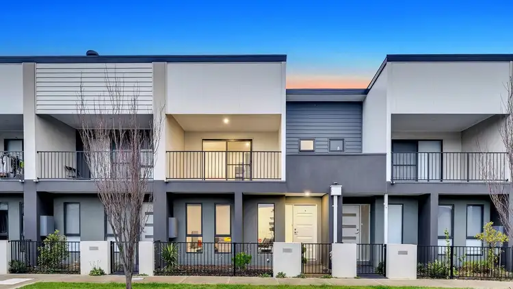 12 St Martins Way, Pakenham VIC 3810