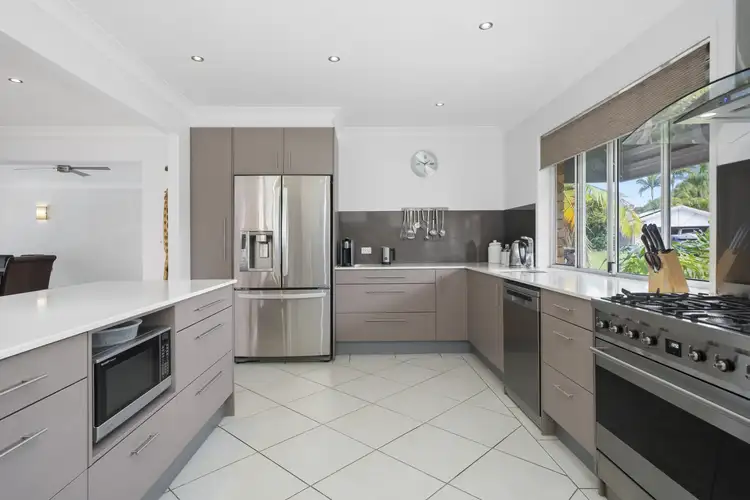 Sixth view of Homely house listing, 7 Singleton Court, Helensvale QLD 4212