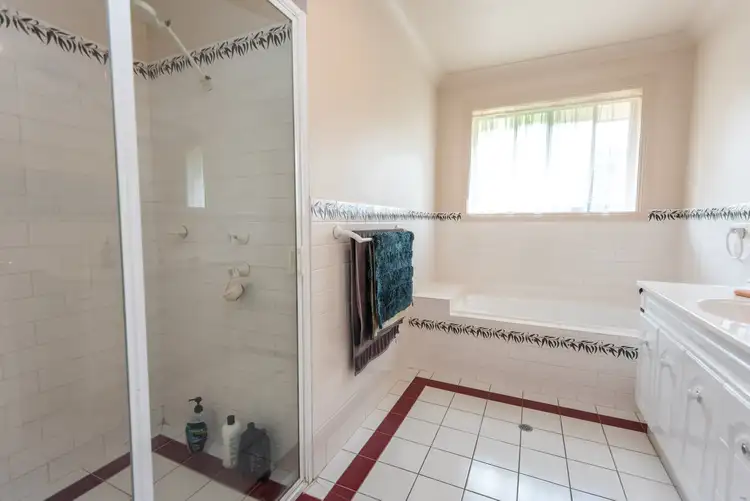 Sixth view of Homely house listing, 2 Cleary Drive, Tamworth NSW 2340