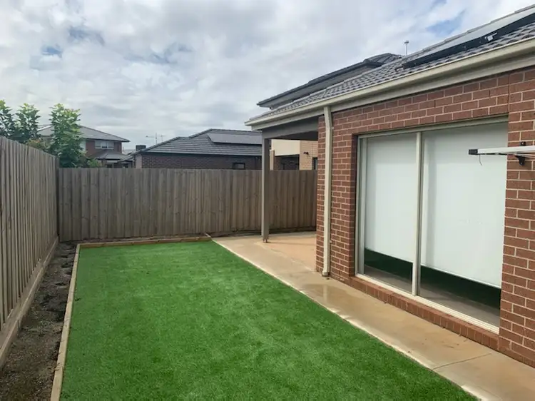 Second view of Homely house listing, 33 Stockade Way, Aintree VIC 3336