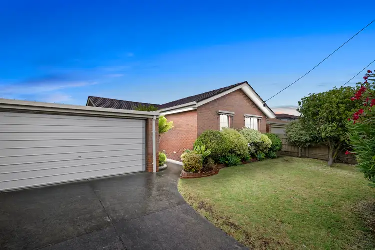 Second view of Homely house listing, 8 Lendor Court, Cheltenham VIC 3192