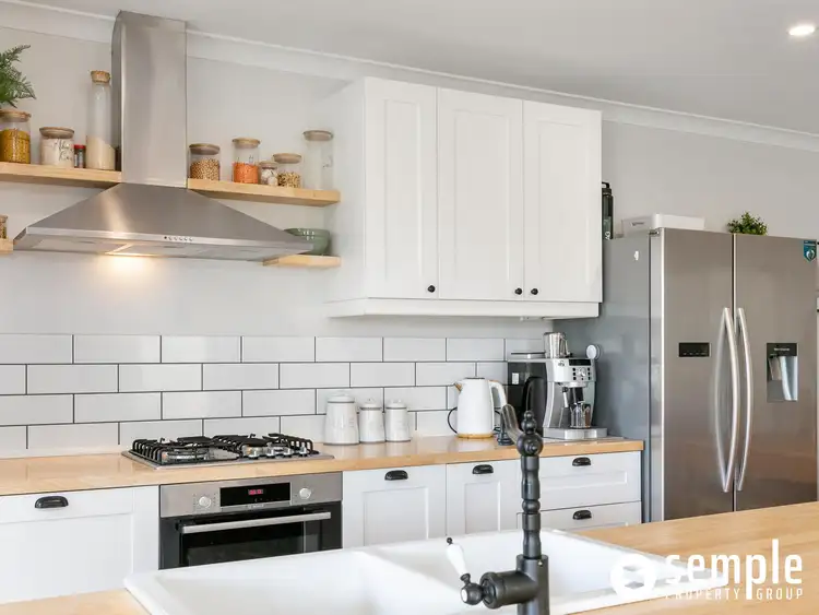 Sixth view of Homely house listing, 3 Aiken Court, Success WA 6164