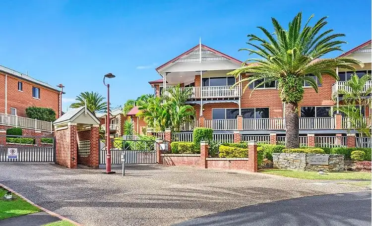 55 Paradise Springs Avenue