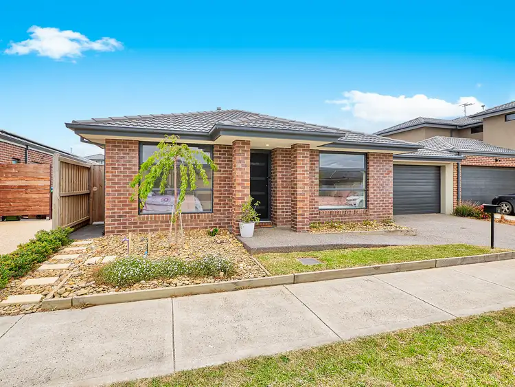 Second view of Homely house listing, 4 Rilana Road, Clyde North VIC 3978