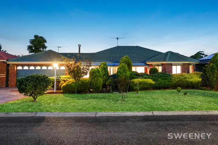 12 Heritage Court, Altona VIC 3018