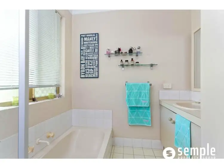 Sixth view of Homely house listing, 11/15 Mason Court, South Lake WA 6164