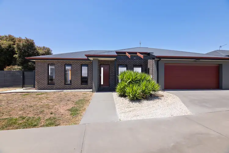 Main view of Homely house listing, 1/33 Culliver Street, Horsham VIC 3400