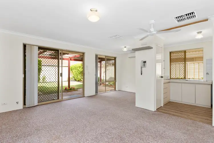 10/6 Hawkins Street, Rockingham WA 6168
