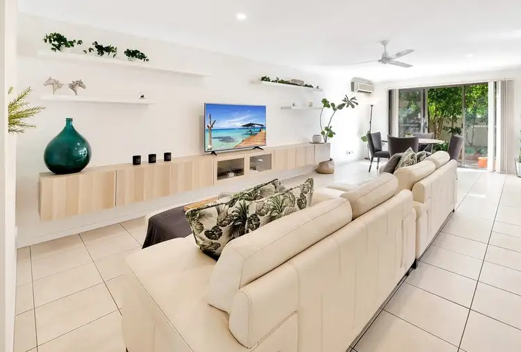 5/2 North Shore Avenue, Varsity Lakes QLD 4227