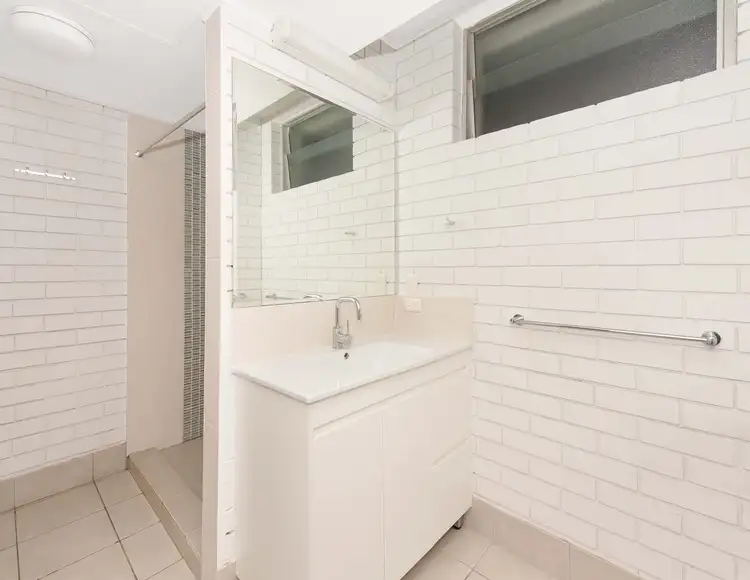 Sixth view of Homely unit listing, 3/6 Hale Street, Townsville City QLD 4810