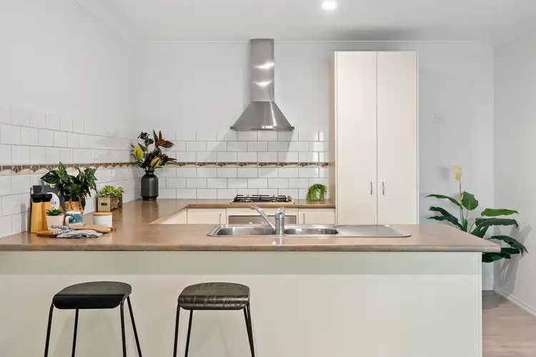 Fifth view of Homely unit listing, 27a Renwick Road, Ferntree Gully VIC 3156