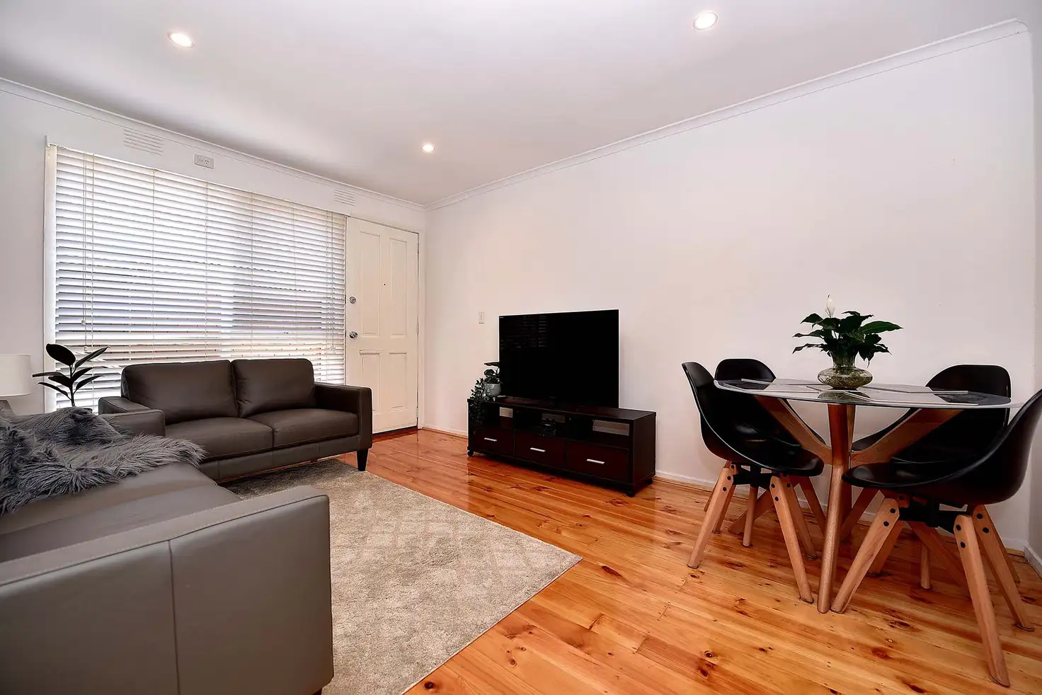 Main view of Homely unit listing, 5/318 Warrigal Road, Cheltenham VIC 3192