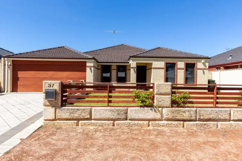 Main view of Homely house listing, 37 Silver Princess Way, Jane Brook WA 6056