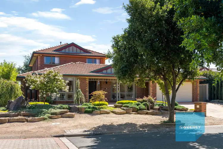 1 Grove Hall Place, Caroline Springs VIC 3023