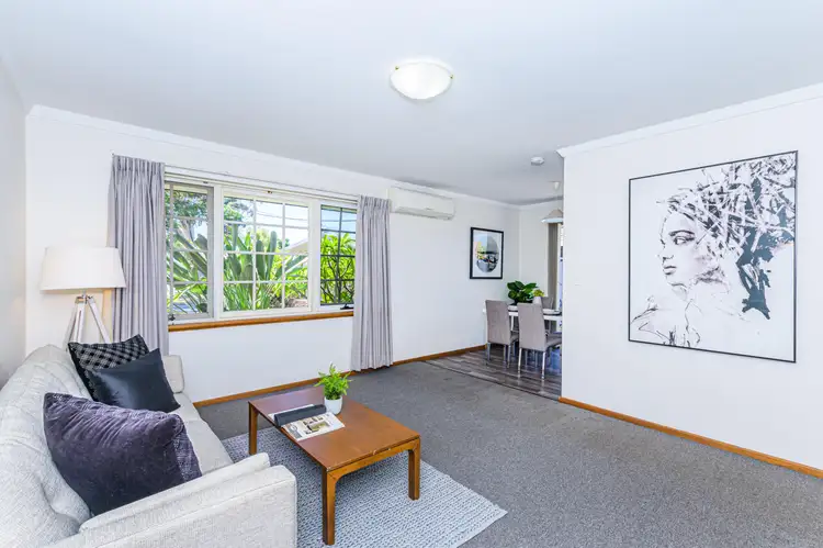 Fourth view of Homely semi-detached listing, 6 Lansby Court, Riverton WA 6148