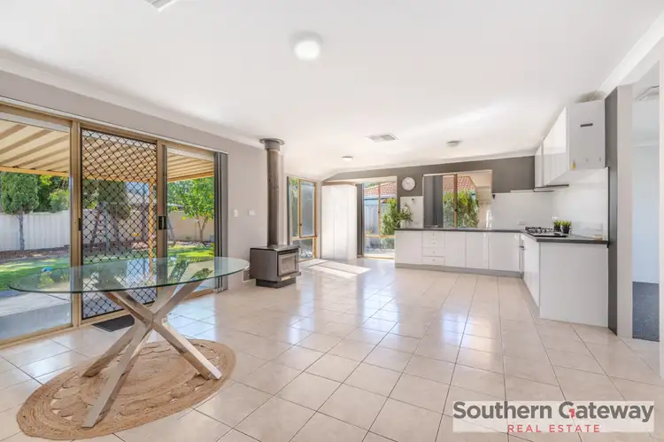 77 Seminole Gardens, Seville Grove WA 6112