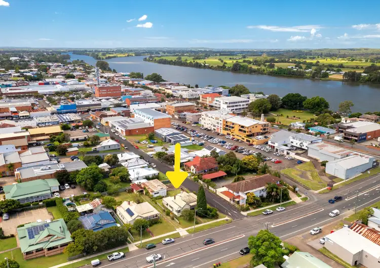 11 Commerce Street, Taree NSW 2430
