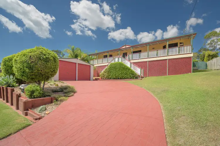 31 Crest Avenue, Boyne Island QLD 4680