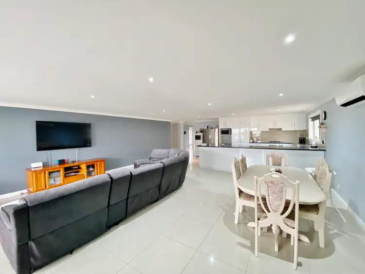 Seventh view of Homely house listing, 62 Orchard Street, Young NSW 2594