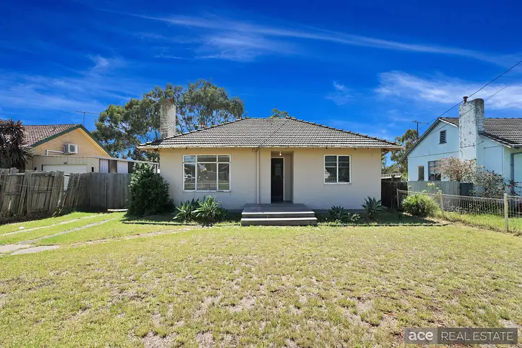 34 Charlesworth Street, Laverton VIC 3028