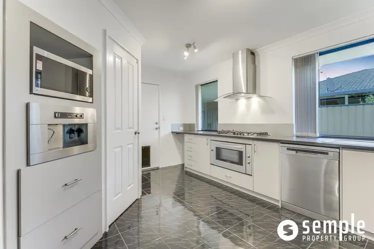 Fifth view of Homely house listing, 4 Starlight Pass, Seville Grove WA 6112